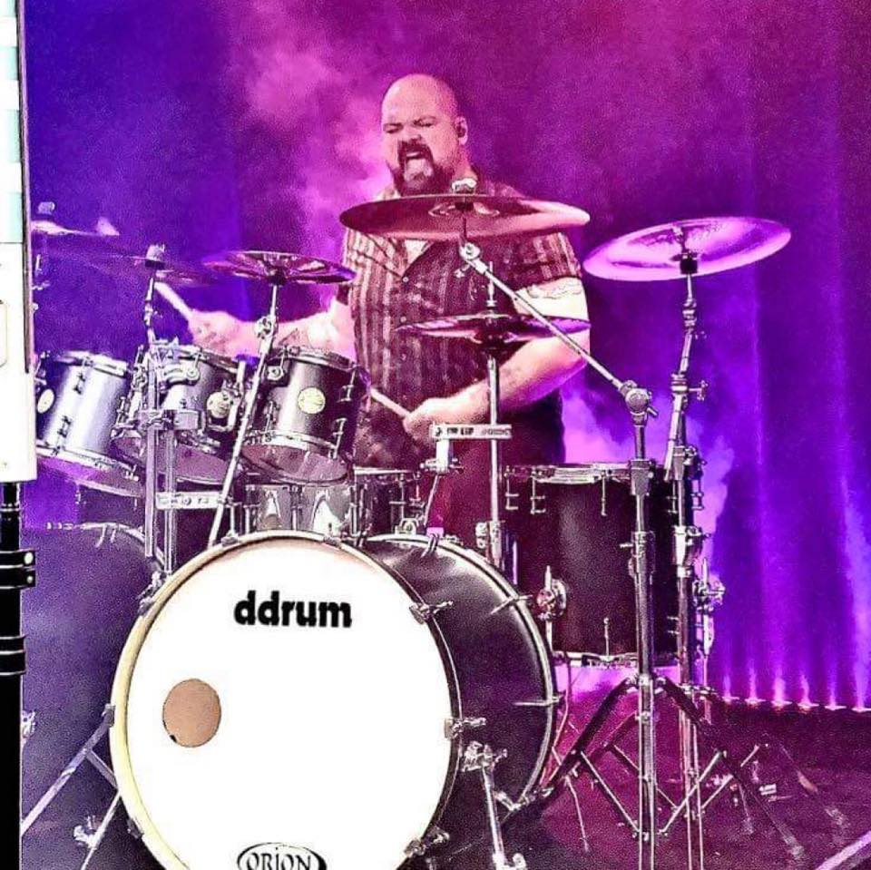 Ruston-grosse-amesa-spentas-sick-drummer-2021